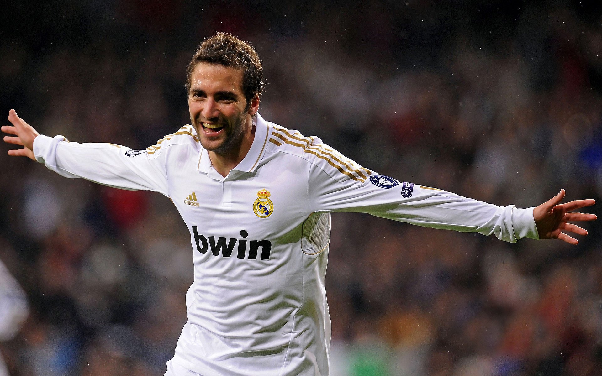 “多场比赛精彩现已上线：哪场是你心中的经典？”，三场比赛